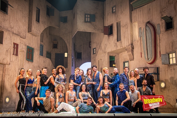 PHOTOS: MAMMA MIA! se presenta en el Teatro Rialto de Madrid Image