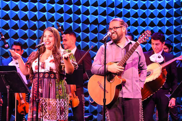 Photos: Florencia Cuenca & Jaime Lozano Bring BROADWAY EN SPANGLISH to Joe's Pub 