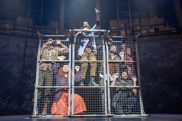 Photos: First Look at Carrie Hope Fletcher, Jonathan Slinger & More in THE CAUCASIAN CHALK CIRCLE Image