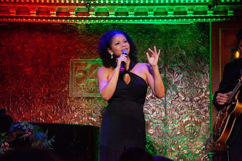 Photos: A TIME FOR LOVE: CHRISTMAS WITH GLORIA REUBEN at 54 Below Image