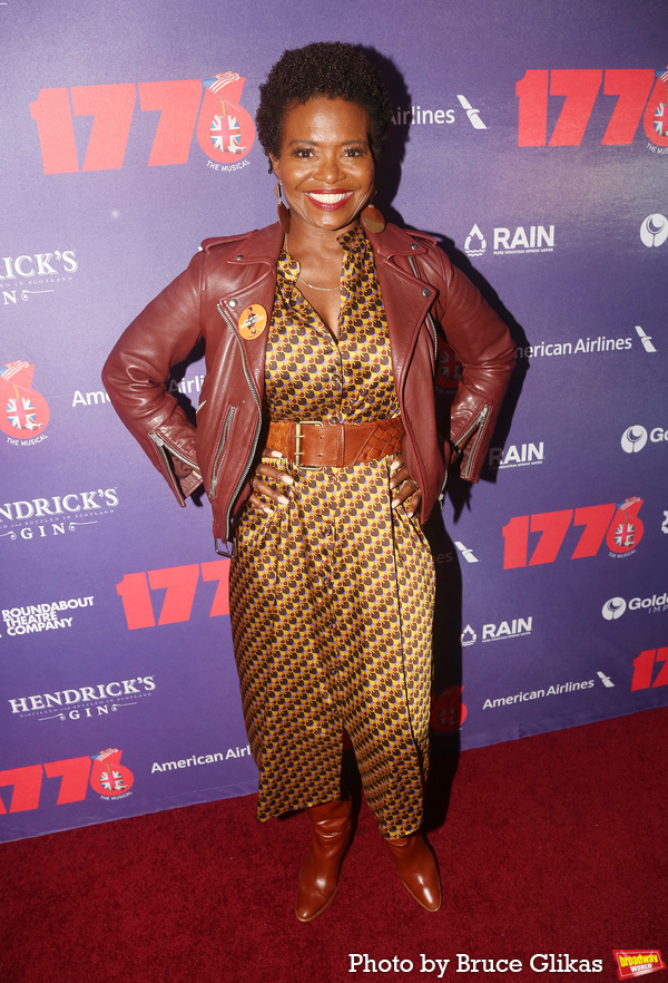 Photos: Stars Arrive on the 1776 Red Caret on Opening Night Image