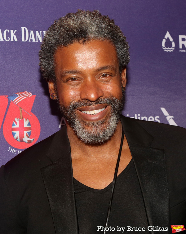 Photos: Stars Arrive on the 1776 Red Caret on Opening Night Image