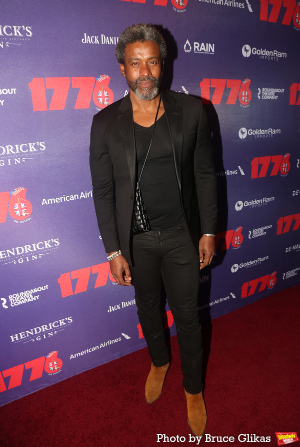 Photos: Stars Arrive on the 1776 Red Caret on Opening Night Image