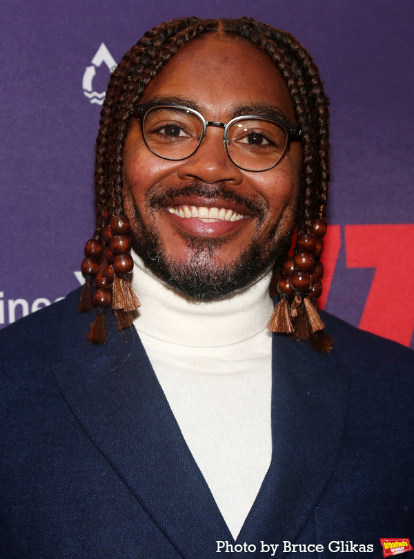Photos: Stars Arrive on the 1776 Red Caret on Opening Night Image