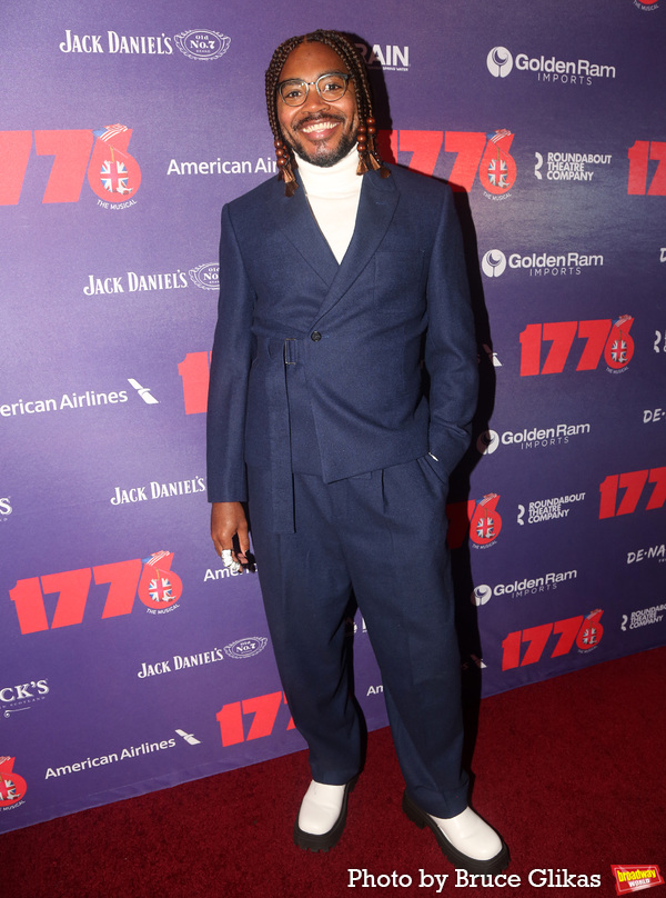 Photos: Stars Arrive on the 1776 Red Caret on Opening Night Image