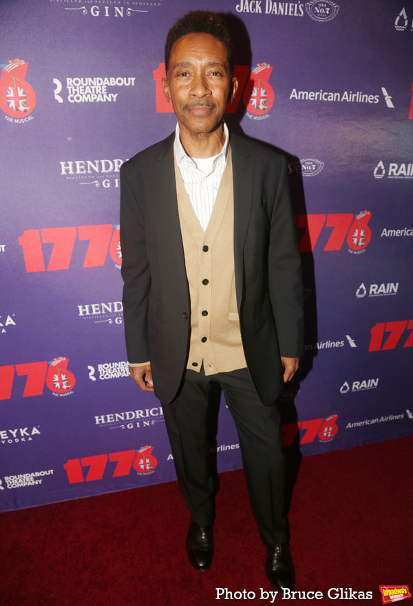 Photos: Stars Arrive on the 1776 Red Caret on Opening Night Image