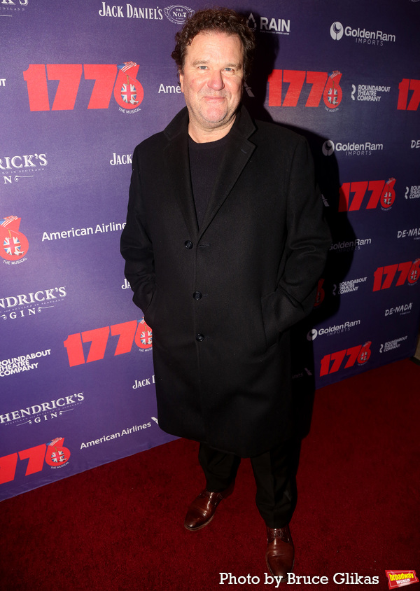 Photos: Stars Arrive on the 1776 Red Caret on Opening Night Image