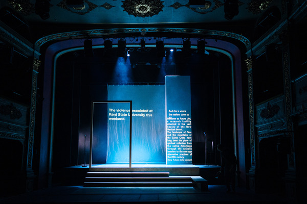 Photos: First Look at David Farr's A DEAD BODY IN TAOS UK Tour Image