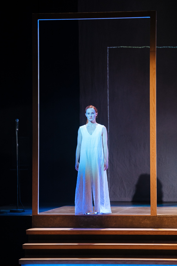 Photos: First Look at David Farr's A DEAD BODY IN TAOS UK Tour Image