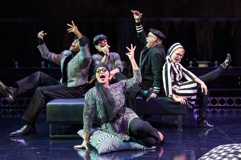 Review: MERRILY WE ROLL ALONG at Theater Latte Da/Ritz Theater  Image