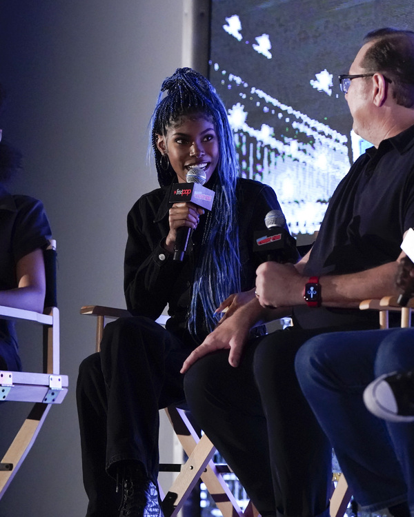 Photos: MARVEL'S MOON GIRL AND DEVIL DINOSAUR Takes Over New York Comic Con Image