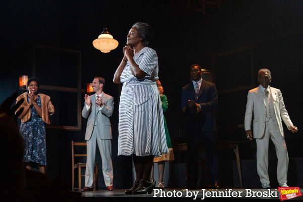 Photos: The Cast of DEATH OF A SALESMAN Takes Their Opening Night Bows Image