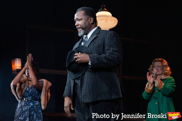 Photos: The Cast of DEATH OF A SALESMAN Takes Their Opening Night Bows Image