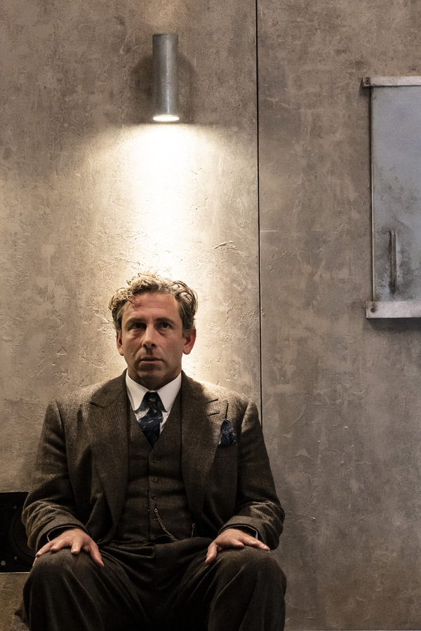 Photos: First Look at David Tennant and More in GOOD at the Harold Pinter Theatre Image
