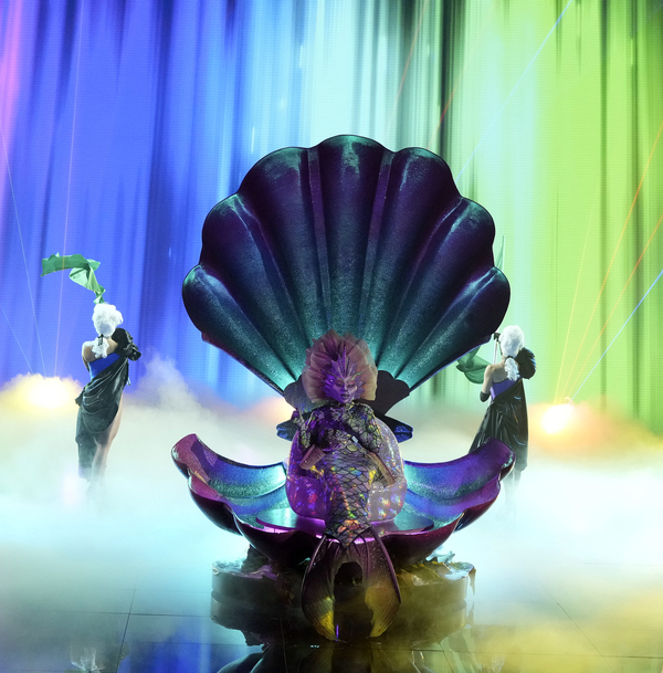 Mermaid in the “Andrew Lloyd Webber Night” episode of THE MASKED SINGER Photo