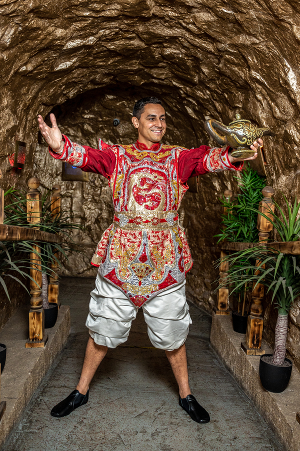 Photos: First Look at ALADDIN at the Wolverhampton Grand Image