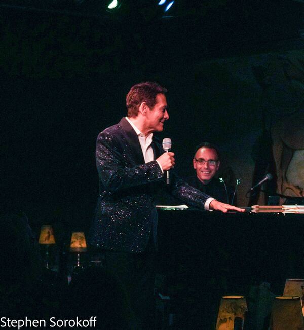 PHOTOS: Michael Feinstein Continues Sold Out Run at Cafe Carlyle Image