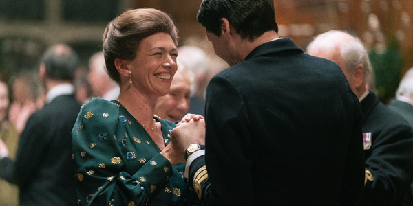 Photos: First Look at Imelda Staunton as Queen Elizabeth II in THE CROWN Image