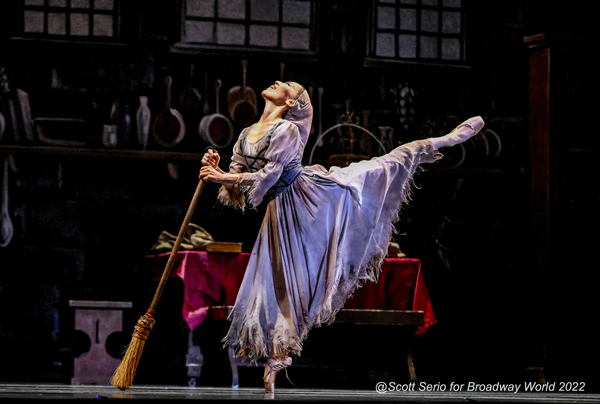 Photos: Philadelphia Ballet's CINDERELLA at The Academy Of Music  Image