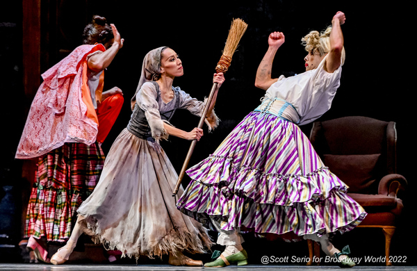 Photos: Philadelphia Ballet's CINDERELLA at The Academy Of Music Image