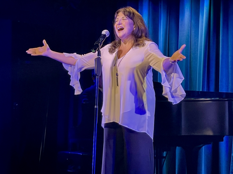 Review: LISA VIGGIANO SINGS THE JANE OLIVOR SONGBOOK is a Heartfelt Tribute at Laurie Beechman Theatre 