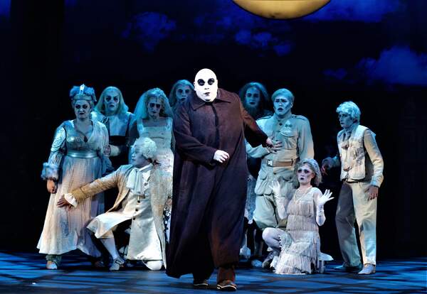 Photos: First Look at Teri Hatcher and More in 5-Star Theatricals' THE ADDAMS FAMILY Image