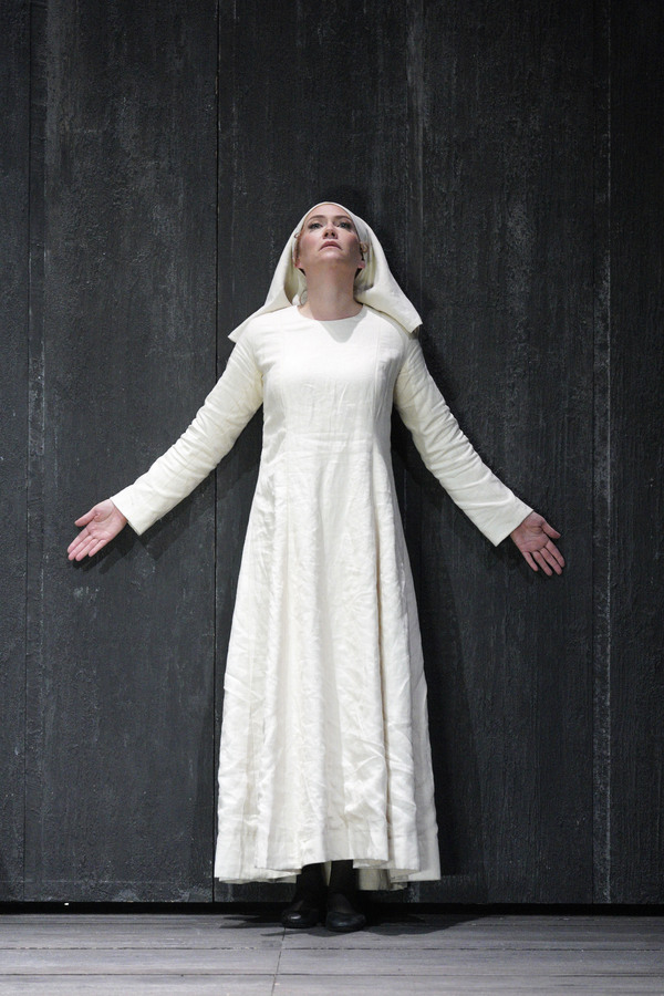 Photos: First Look at San Francisco Opera's DIALOGUES OF THE CARMELITES Image