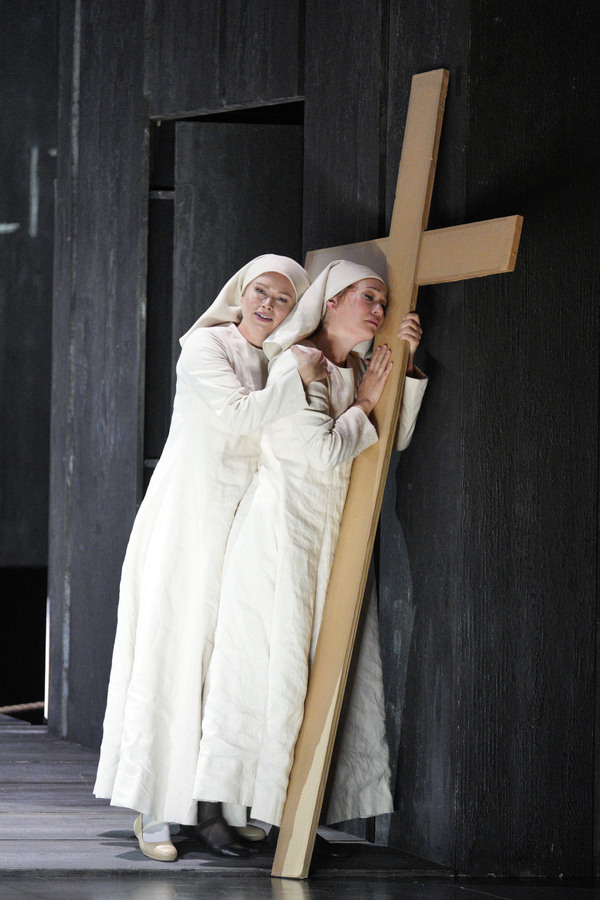 Photos: First Look at San Francisco Opera's DIALOGUES OF THE CARMELITES Image
