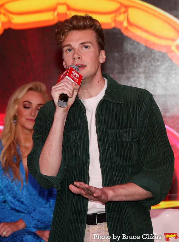 Photos: The Cast of & JULIET Performs for the Press! Image