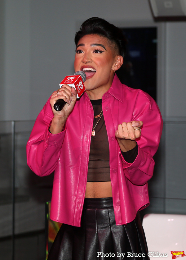 Photos: The Cast of & JULIET Performs for the Press! Image