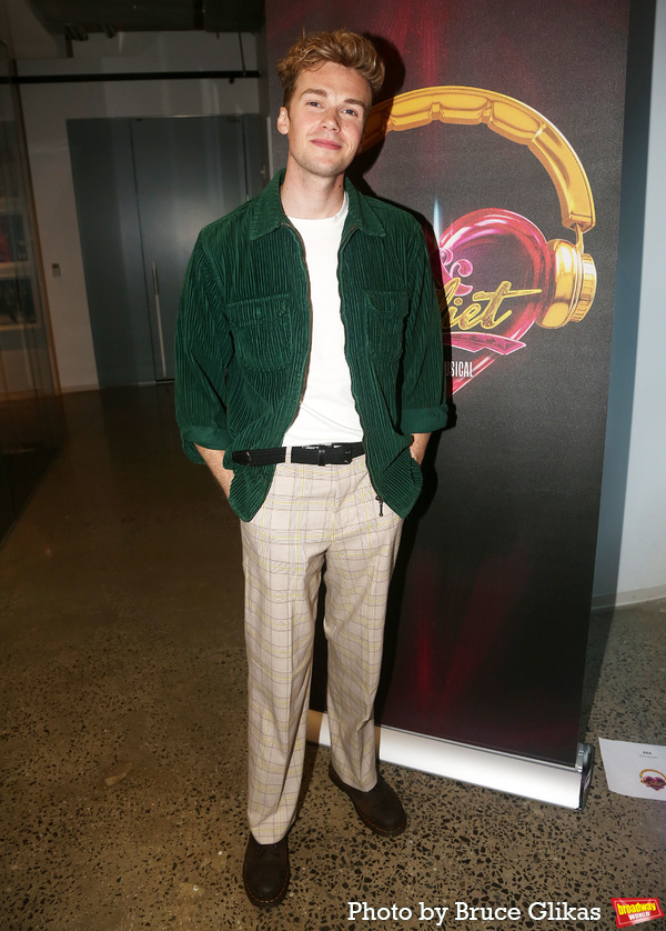 Photos: The Cast of & JULIET Performs for the Press! Image