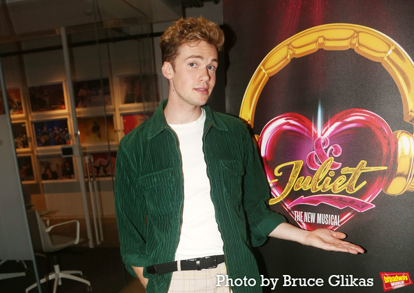 Photos: The Cast of & JULIET Performs for the Press! Image