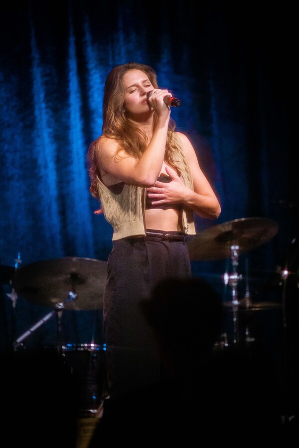 Photos: THE LINEUP WITH SUSIE MOSHER Looks Like a Fun Time For An October 11th Birdland Theater Audience Image