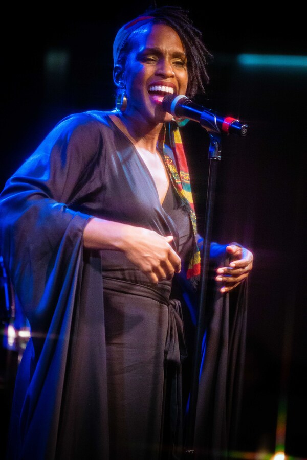 Photos: THE LINEUP WITH SUSIE MOSHER Looks Like a Fun Time For An October 11th Birdland Theater Audience Image
