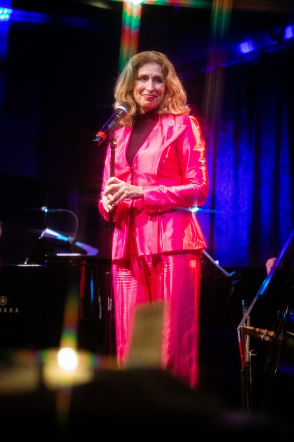 Photos: THE LINEUP WITH SUSIE MOSHER Looks Like a Fun Time For An October 11th Birdland Theater Audience Image