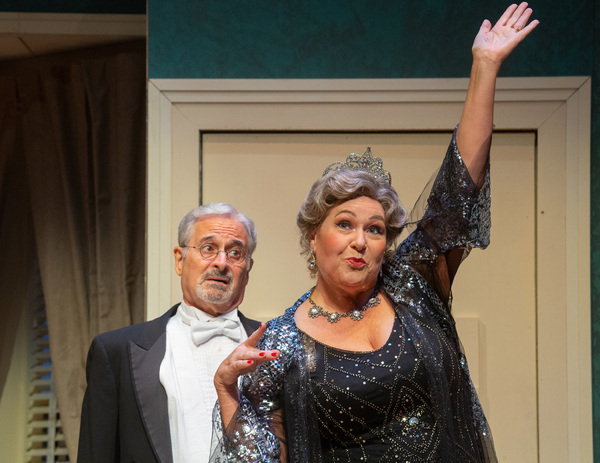 Photos: First Look at LEND ME A TENOR at International City Theatre 