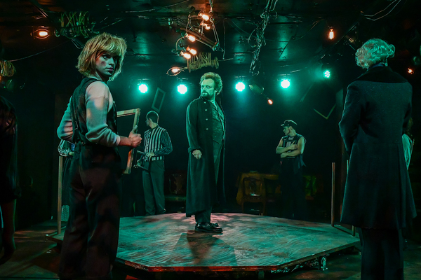 Photos: First Look at Kokandy Productions' SWEENEY TODD - Now Extended Image
