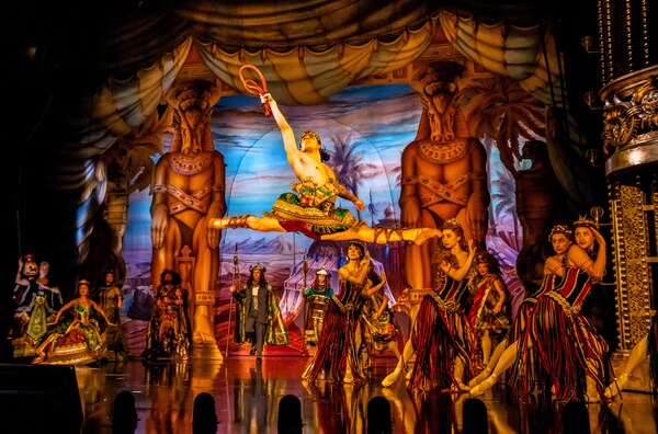 Photos: THE PHANTOM OF THE OPERA Extends Booking; Releases All New Photos! Image