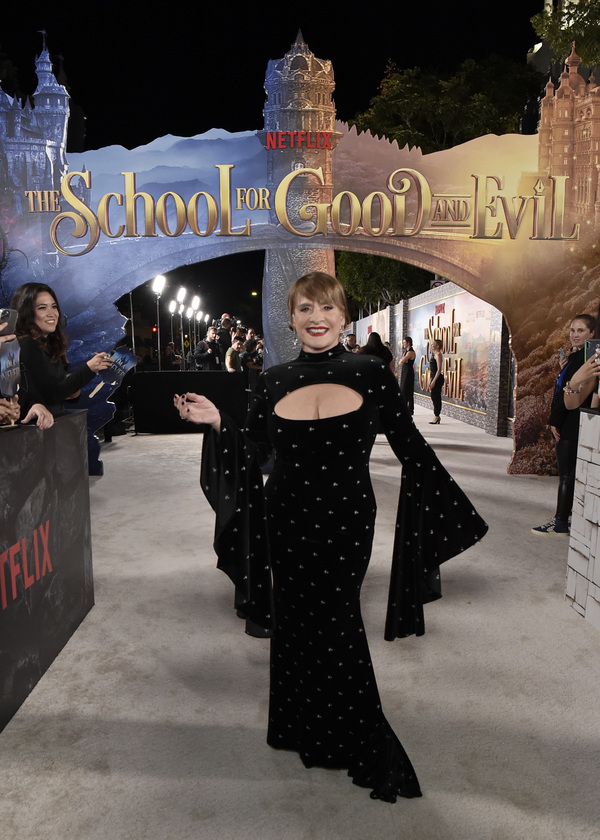 Photos: Patti LuPone, Sophia Anne Caruso & More Attend THE SCHOOL FOR GOOD & EVIL Premiere 