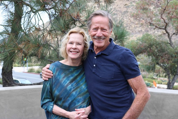 JoBeth Williams and Peter Strauss  Photo