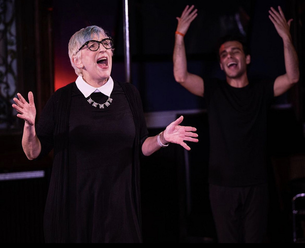 Photos: First Look At Lisa Lampanelli's BIG FAT FAILURE At Trevi Lounge Image