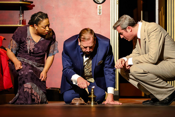 Photos: First Look At MURDER ON THE ORIENT EXPRESS At Tacoma Little Theatre Image