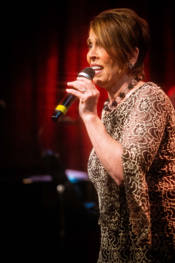 Photos: October 18th Installment of THE LINEUP WITH SUSIE MOSHER Particularly Sparkly In The Matt Baker Lens Image