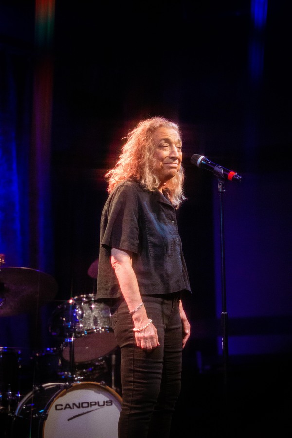 Photos: October 18th Installment of THE LINEUP WITH SUSIE MOSHER Particularly Sparkly In The Matt Baker Lens Image