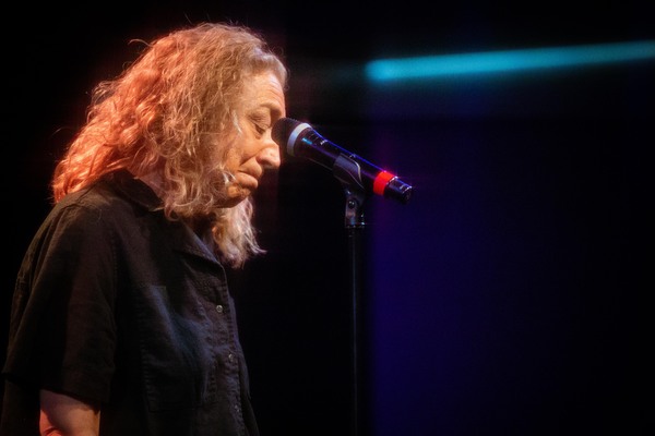 Photos: October 18th Installment of THE LINEUP WITH SUSIE MOSHER Particularly Sparkly In The Matt Baker Lens Image