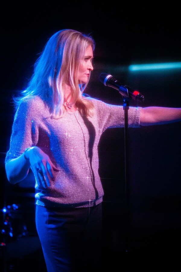 Photos: October 18th Installment of THE LINEUP WITH SUSIE MOSHER Particularly Sparkly In The Matt Baker Lens Image
