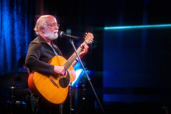 Photos: October 18th Installment of THE LINEUP WITH SUSIE MOSHER Particularly Sparkly In The Matt Baker Lens Image