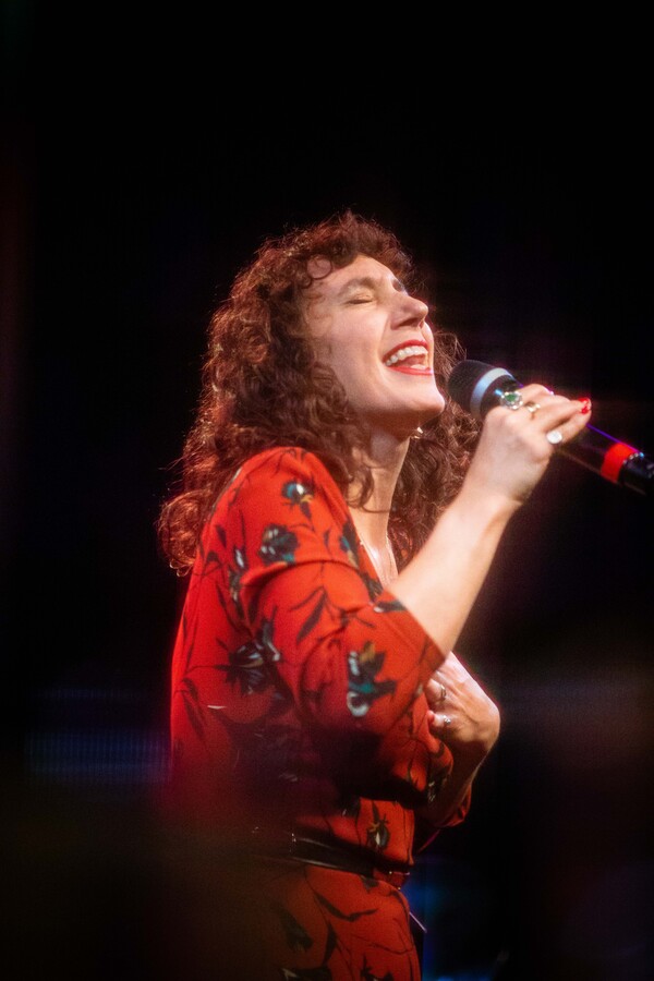 Photos: October 18th Installment of THE LINEUP WITH SUSIE MOSHER Particularly Sparkly In The Matt Baker Lens Image