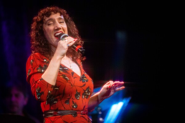 Photos: October 18th Installment of THE LINEUP WITH SUSIE MOSHER Particularly Sparkly In The Matt Baker Lens Image