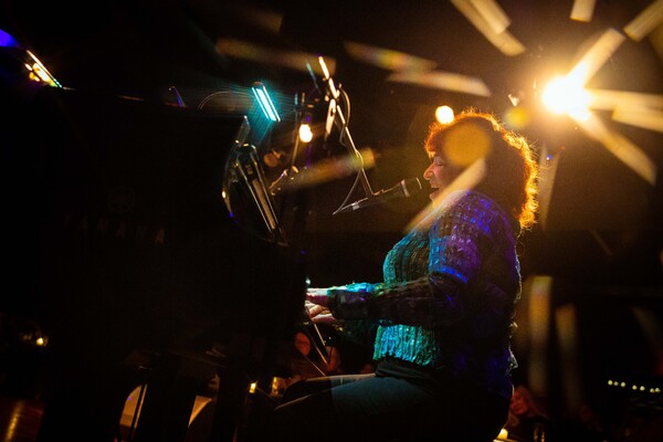 Photos: October 18th Installment of THE LINEUP WITH SUSIE MOSHER Particularly Sparkly In The Matt Baker Lens Image